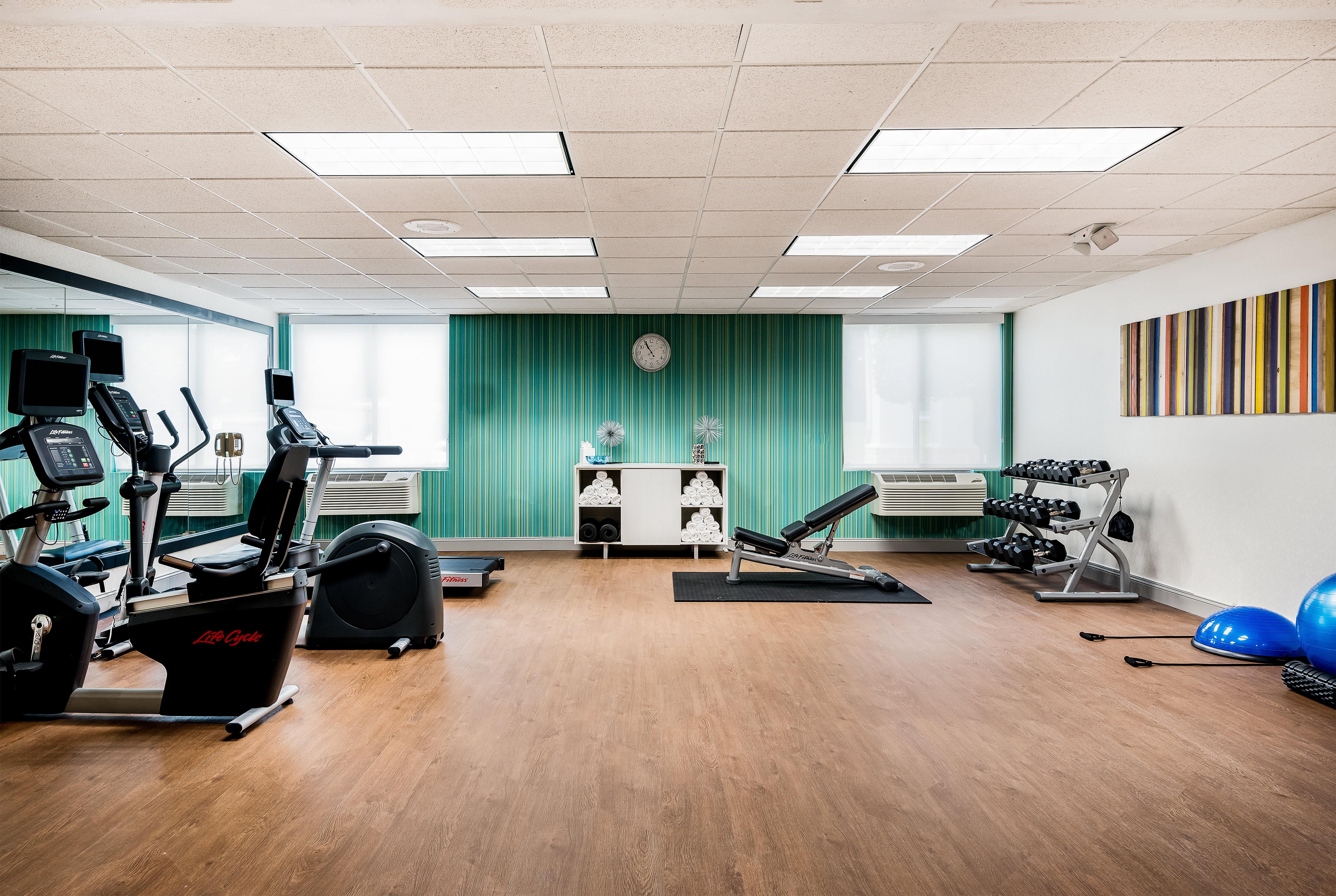 Holiday Inn Express & Suites Charlotte Arpt-Belmont By Ihg Dış mekan fotoğraf