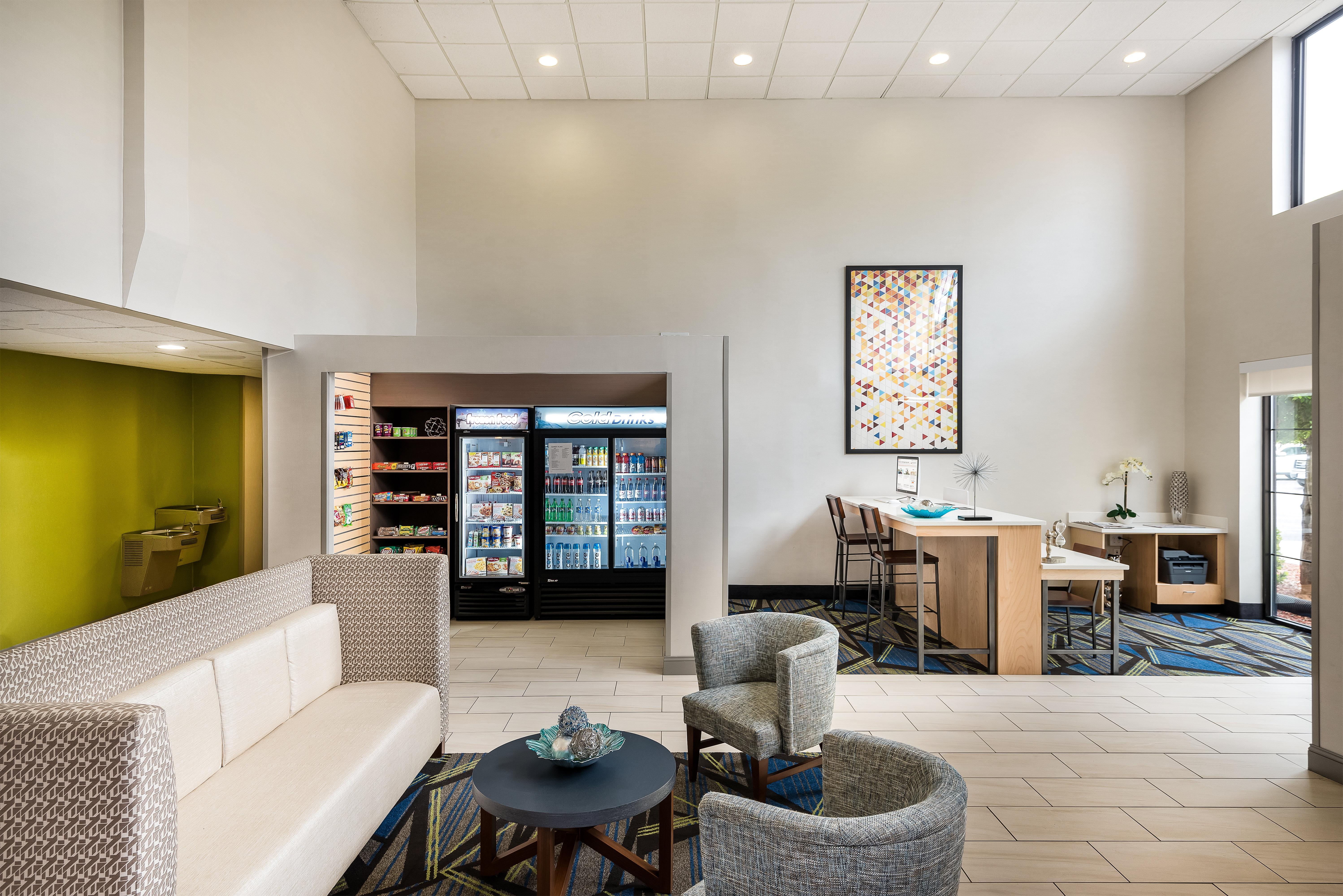 Holiday Inn Express & Suites Charlotte Arpt-Belmont By Ihg Dış mekan fotoğraf